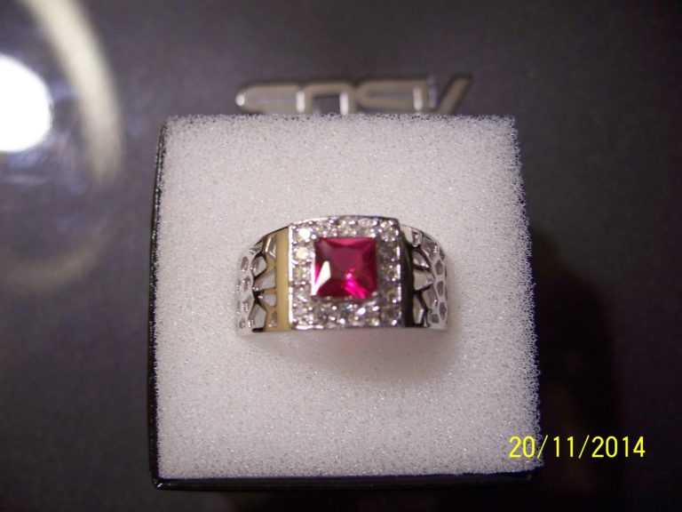 Ring Red Stone Rhodium Plated over .925 Sterling Silver Santa & Mrs Claus 6x6 mm stone
